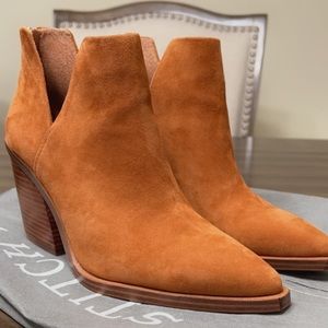 Vince Camuto Bootie